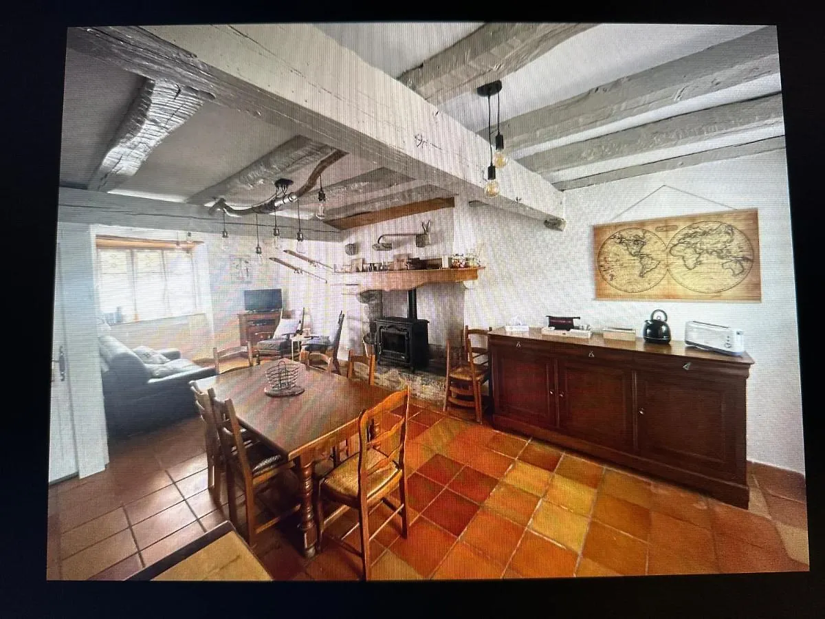 Agreable Maison De Village Au Coeur De Sarrancolin 0*,